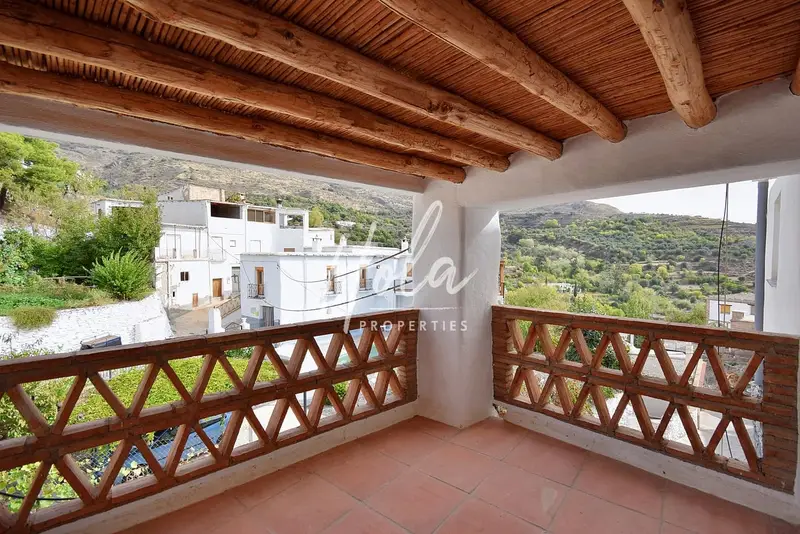 Casa en venta en Mecina Alfahar, Válor, Granada