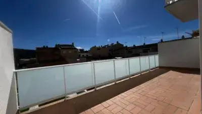Piso Reformado en Sant Marti Sarroca con Piscina y Terraza