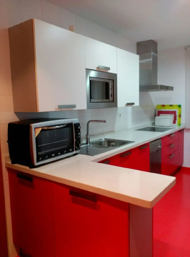 Venta Piso con Piscina en Centro Ugija