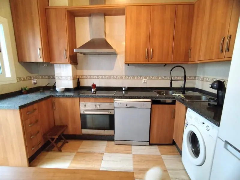 Apartamento 4 Dormitorios Alora