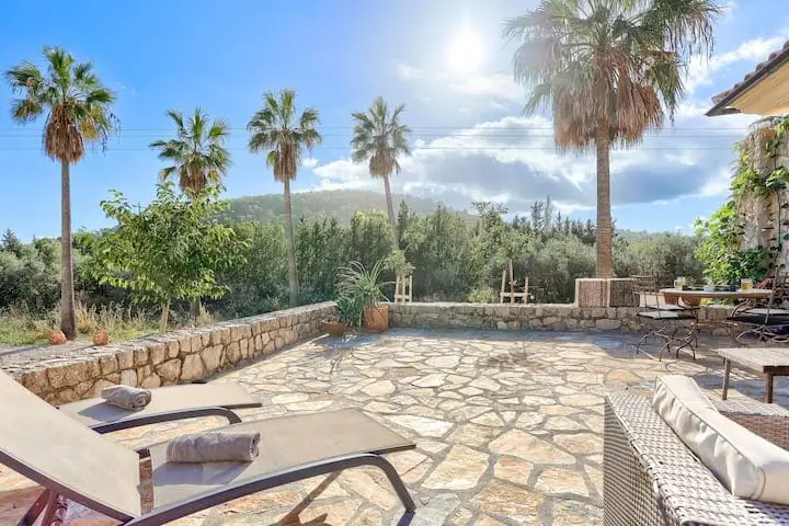 Chalet de Lujo en Port de Pollenca con Piscina y Vinedo