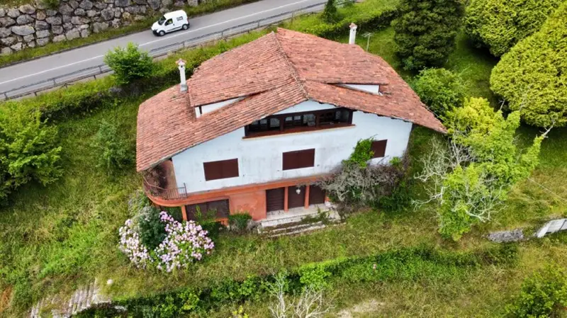 Venta Casa Jardin Ribadesella  2 Casas 4800m2 Vistas al Mar