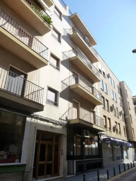Venta Ático Reformado Centro Almansa 85m2 3 Habitaciones Terraza