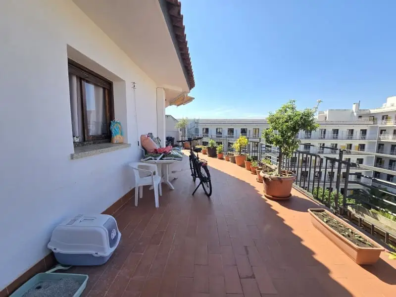 Ático con Vistas Panorámicas en Lloret de Mar