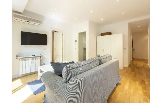 Estudio Moderno 65m2 Madrid Wifi Amueblado