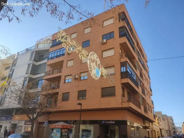Plaza de Garaje en Almansa Centro 12.5m2