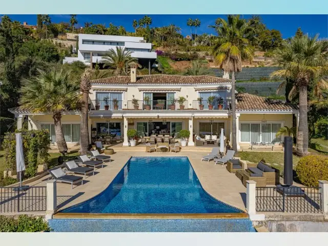 Casa Villa Lujo 4 Dormitorios La Quinta Vistas Mar Piscina