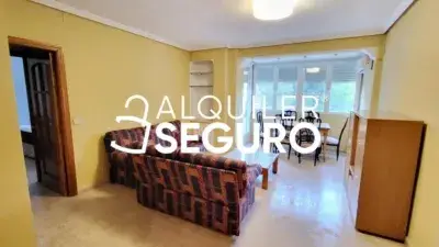 Piso en alquiler en Valderas - los Castillos