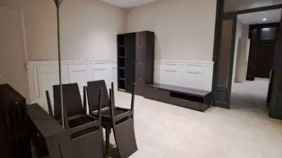 Casa Adosada en Mataro Centro con Parking y Terraza