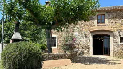 Masía con Piscina en Baix Empordà Alquiler Vacacional