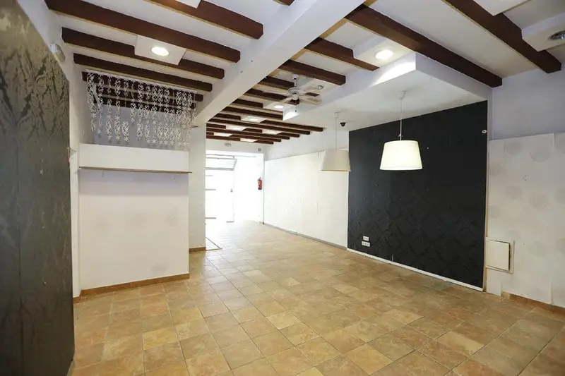 Local Comercial en Venta en Alcanar Tarragona 90m2