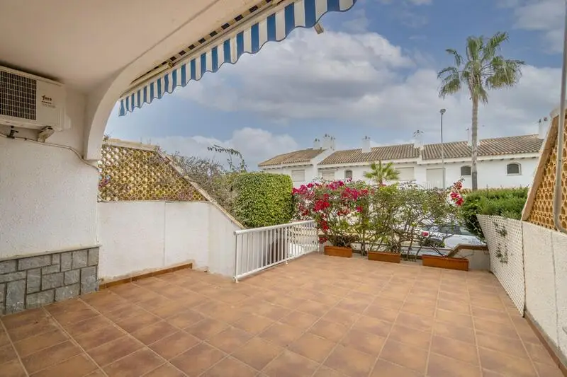 Chalet Adosado 3 Dormitorios Aguamarina Orihuela Costa