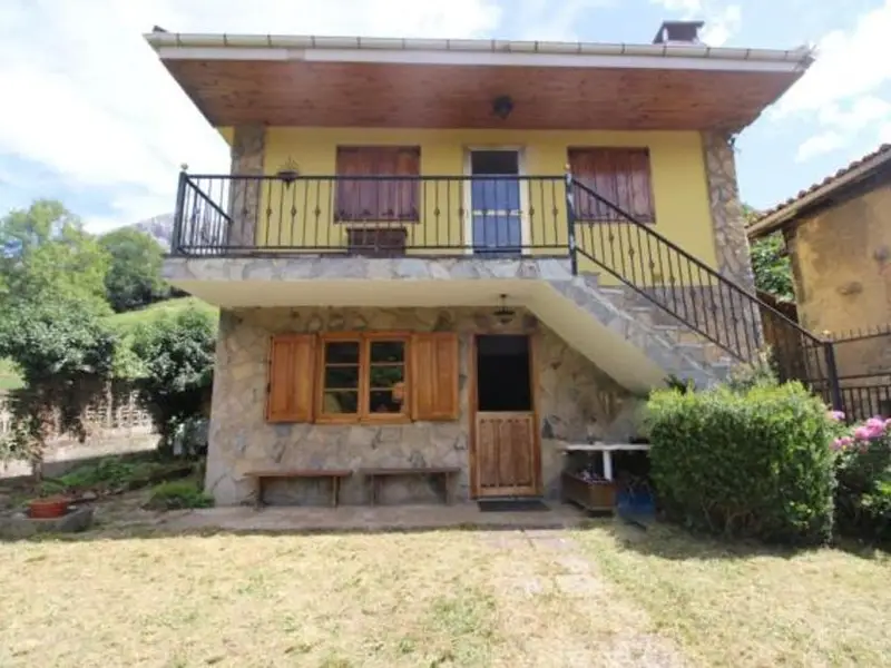 venta Chalet en La Plaza (Teverga), Asturias (35870017314.100500)- Globaliza