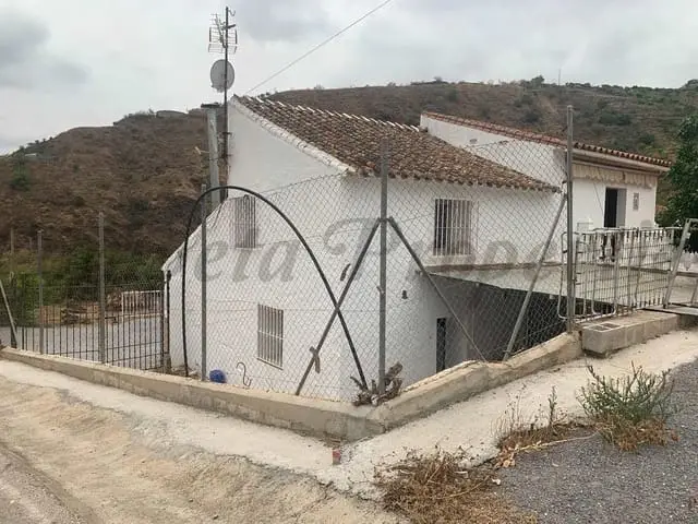 Casa Adosada 3 Dormitorios La Zubia