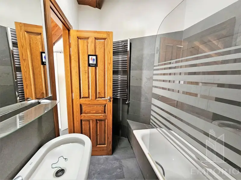 Piso con Encanto en Segovia Calle Velarde Cerca del Alcázar