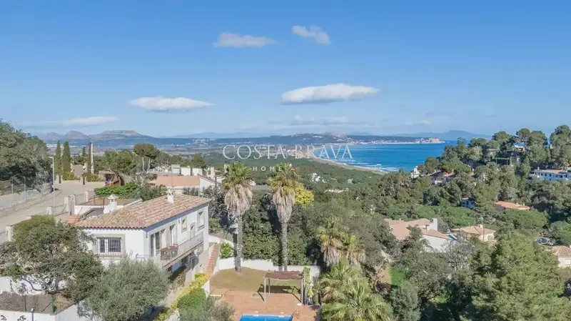 Chalet en venta Begur Girona cerca de la playa