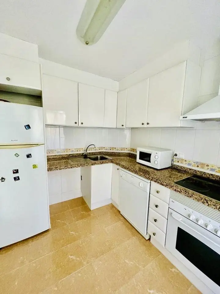 Apartamento en Alquiler La Cala Villajoyosa 2 Dormitorios 2 Baños Terraza