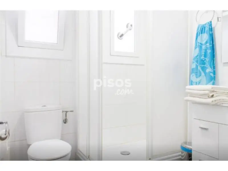 Habitacion Doble en Dreta de l Eixample Barcelona