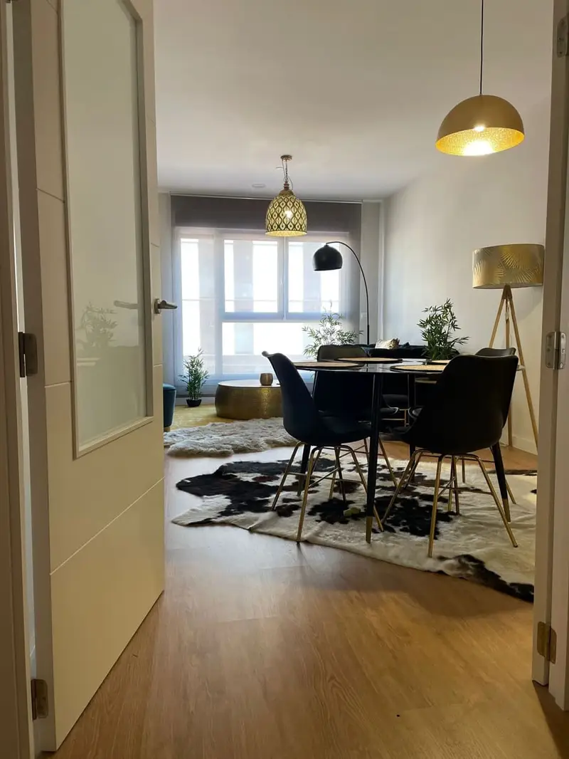 Piso en Alquiler A Coruna 3 Dormitorios Terraza Amueblado