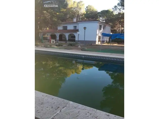 Chalet 6 Dormitorios Piscina Los Pinares del Jucar