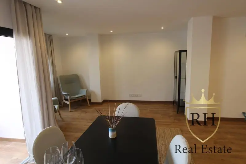 Piso en Venta Santa Catalina Palma Mallorca 85m2 Reformado