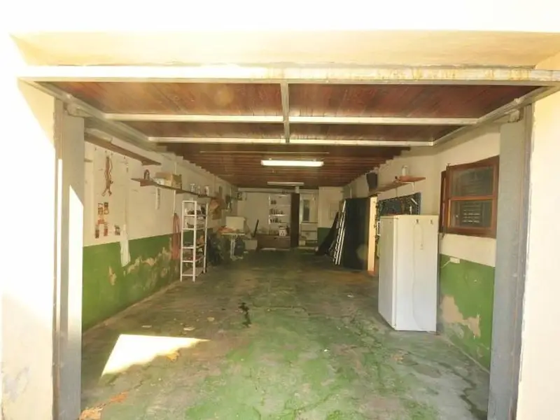 Chalet Pareado en San Agustin con locales comerciales
