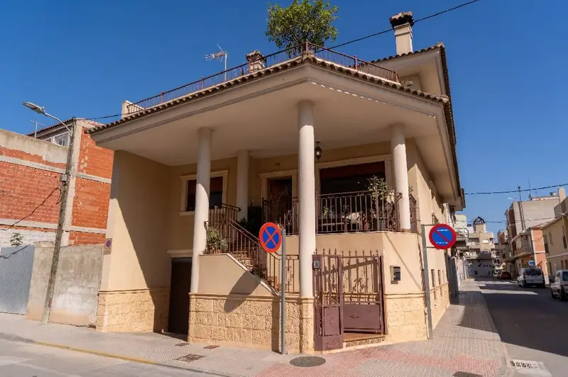 Venta Chalet con chimenea en Rafal