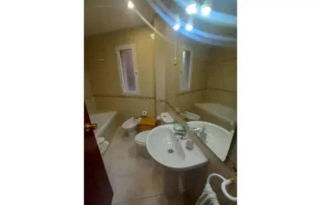 Apartamento 4 Dormitorios 63m2 M	laga