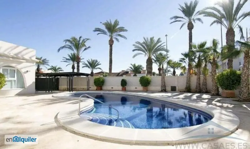 Chalet 7 dormitorios 5 baños Aguadulce Almería
