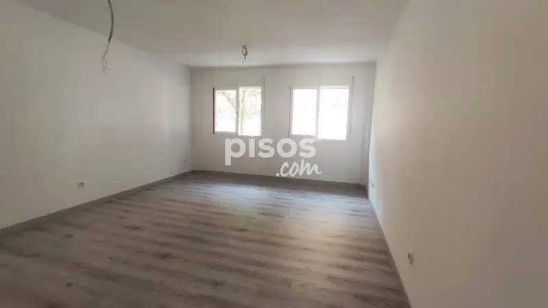 Alquiler Piso Tres Habitaciones Placa Rafael Alberti