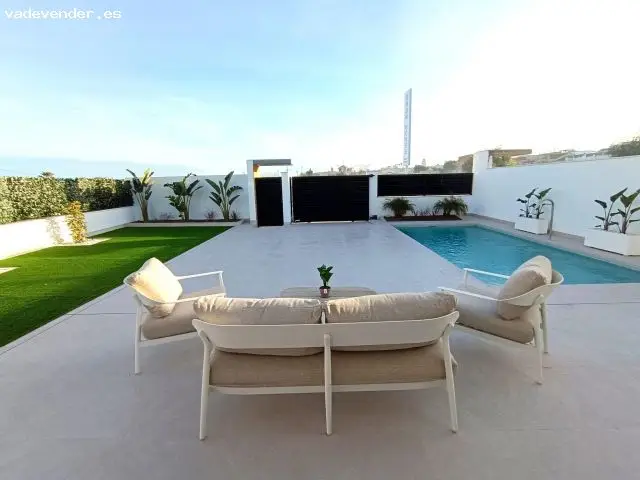 Casa de Lujo en Benijofar Costa Blanca con Piscina Privada