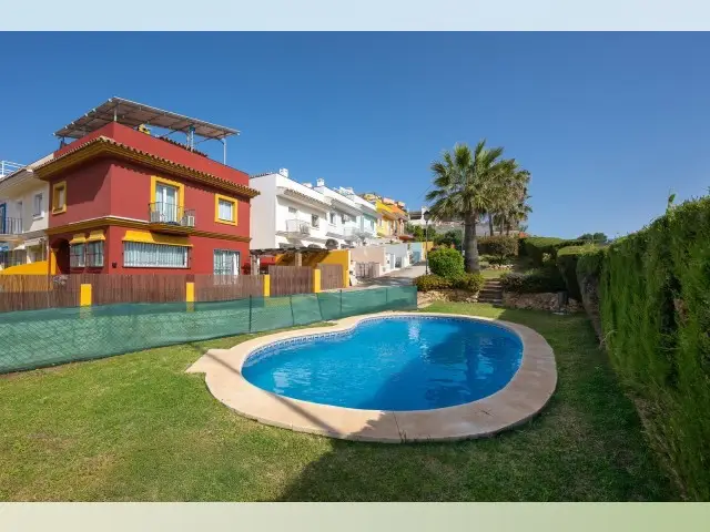 Adosado de 4 Dormitorios en venta Fuengirola, España
