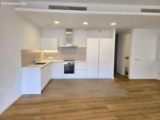 Apartamento De Lujo En Calatrava.