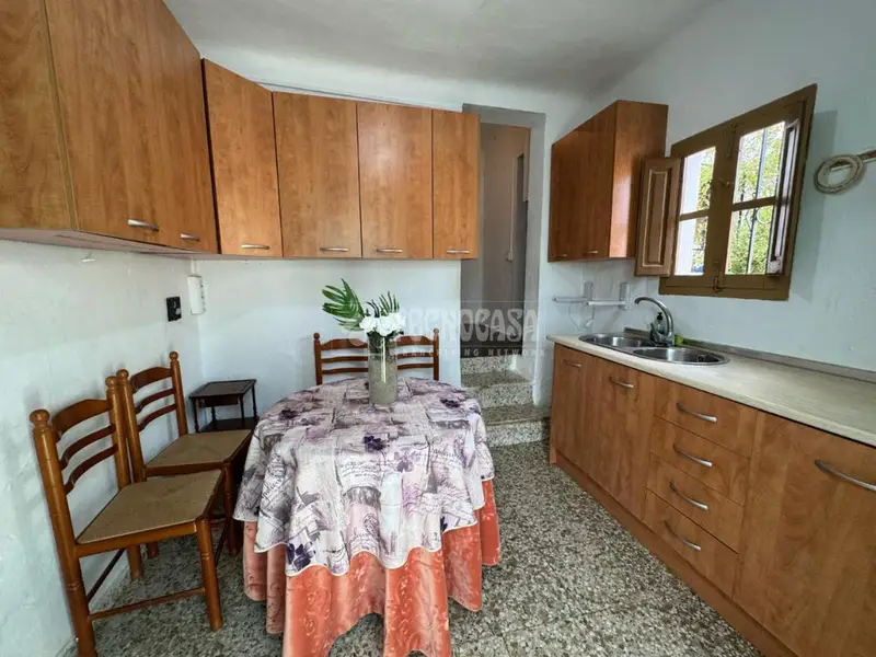 Casa Rural en Venta Rubite con Vistas al Mar