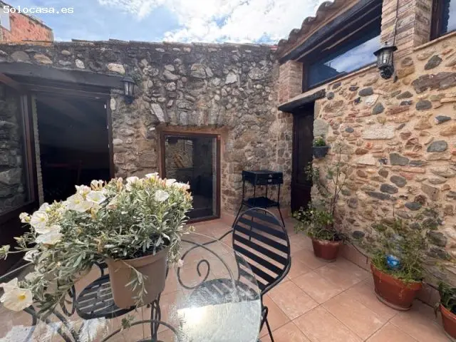 Casa de Pueblo de Piedra 309m2 Baix Empord	 Cor		