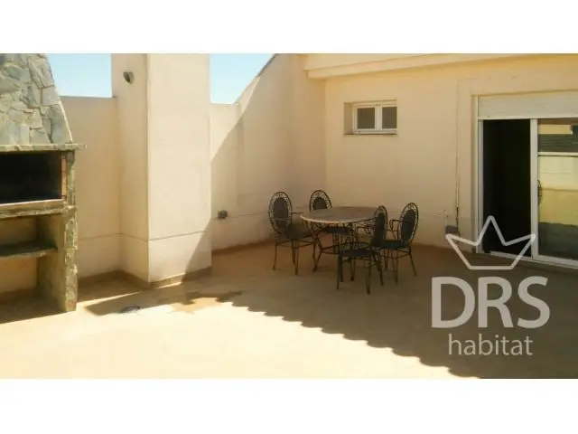 Atico Seminuevo 200m2 con Terraza 125m2