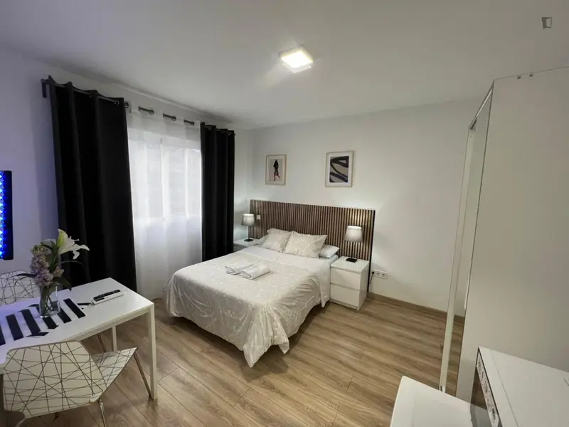 Estudio Moderno Madrid Este Alquiler
