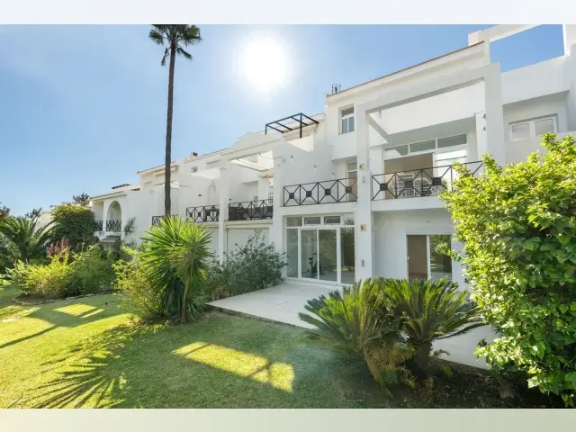 Adosado 4 Dormitorios La Quinta Vistas Golf Lujo