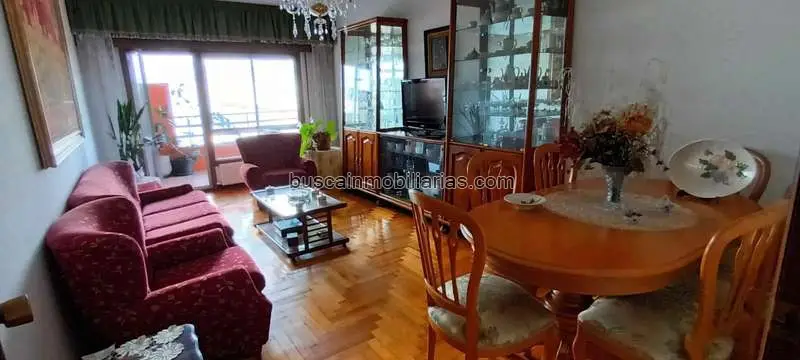 Piso en venta Vigo centro: vistas al mar, garaje y trasteros