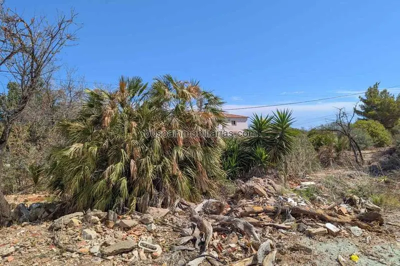 Parcela Urbana en Dénia con Vistas al Montgó