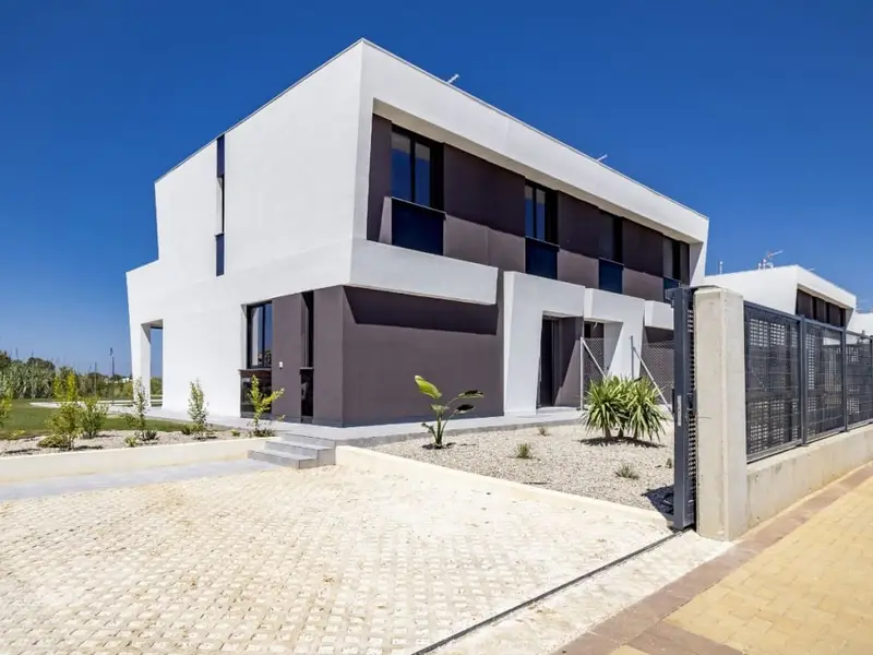 Chalets en Isla Cristina con Piscina y Jardin