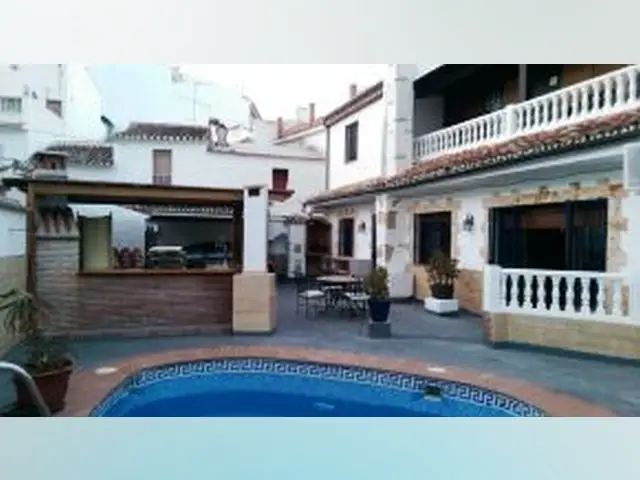 Apartahotel 7 Dormitorios Monda España Inversión