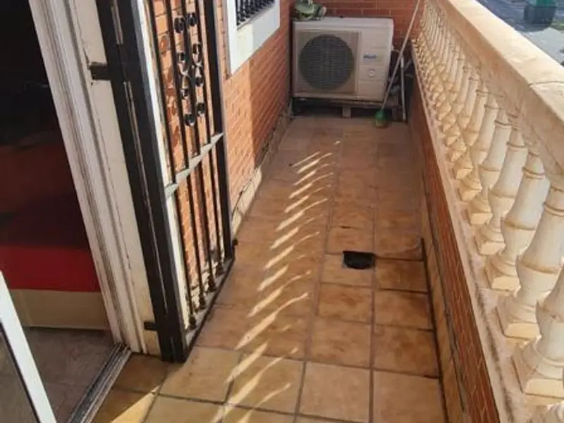Venta Villa con Local Comercial en Almería