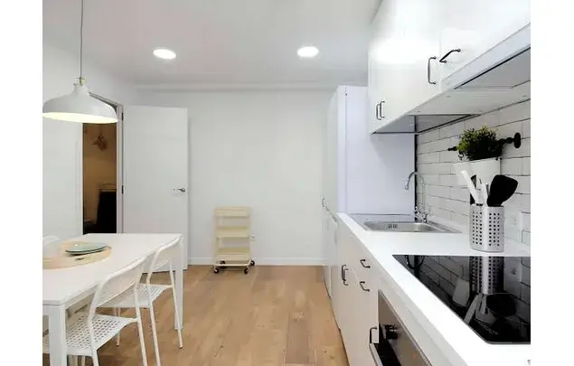 Alquiler de Habitacion en Madrid Arapiles Cerca de Metro