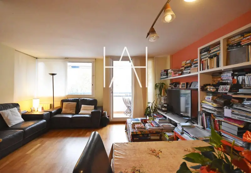 Piso en venta en El Masnou con terraza y piscina