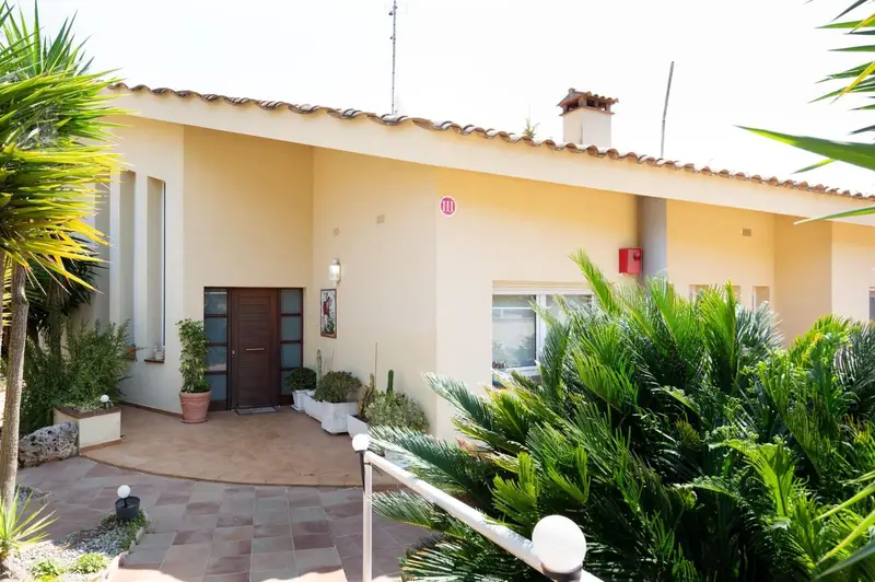 Chalet en Venta con Piscina y Jardin en Sant Antoni de Calonge