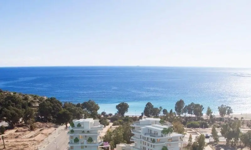 Apartamento en Villajoyosa cerca de la playa con piscina
