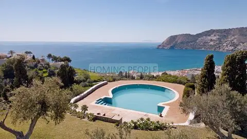 Casa-Villa de 7 Dormitorios alquiler Almuñécar, España