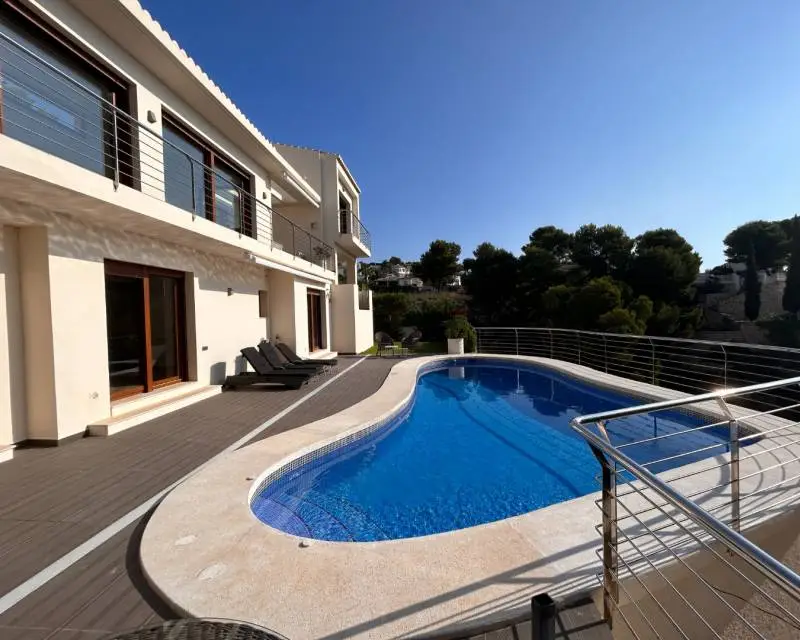 Venta Villa 4 Habitaciones Centro Jávea