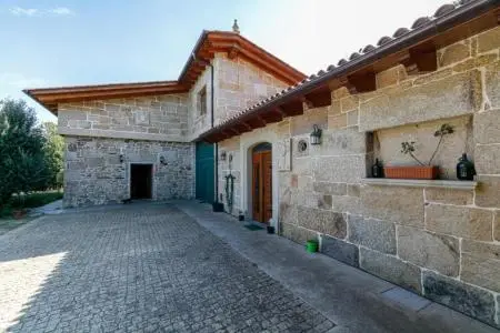 Chalet Rural 270m2 Ribeira Sacra Finca 5 Hectareas